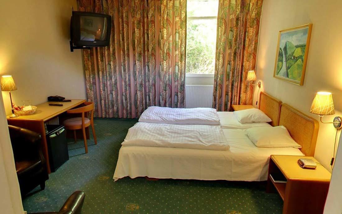 St. Binderup Inn 3*